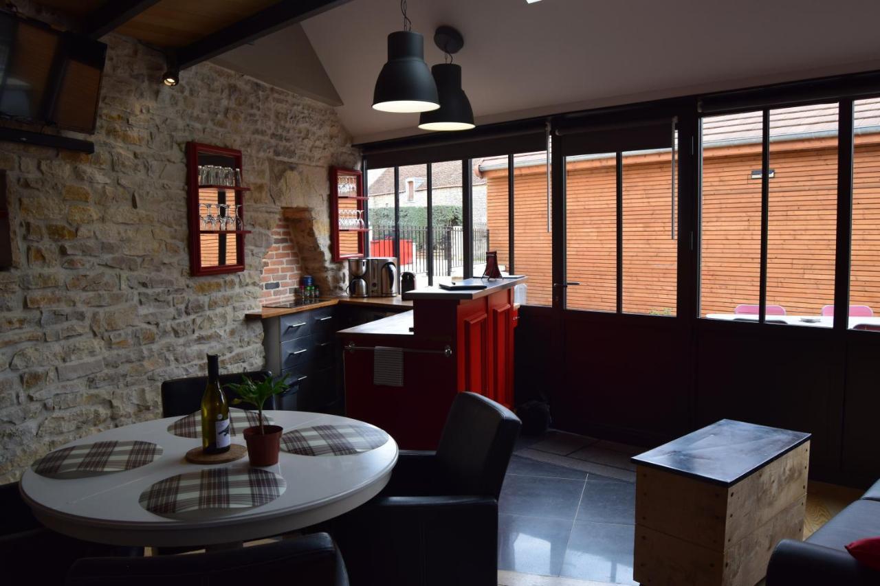 L'Aubergiste Corcelles-les-Arts Exterior foto